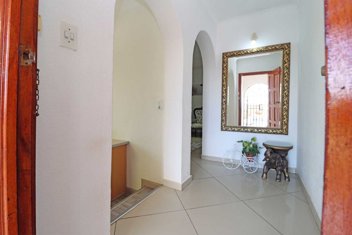 Beautiful Family Home with Separate 2-Bedroom Flatlet in a Prime Area - Photo 5