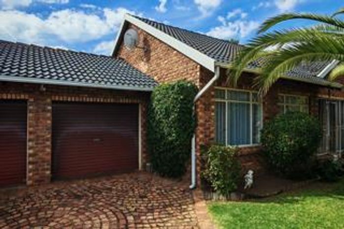 Property #2515948, House For Sale in Brackendowns