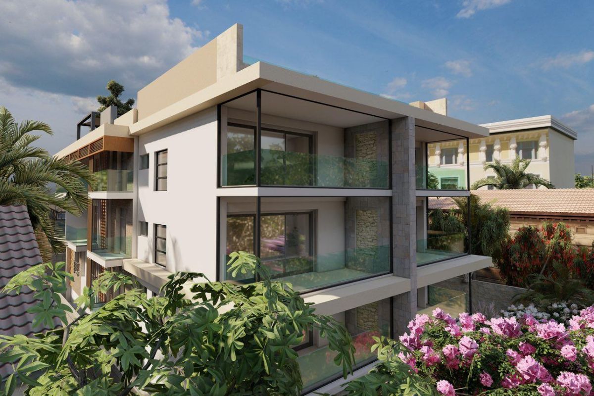 BEACHFRONT LIVING AT ITS FINEST. - Photo 3