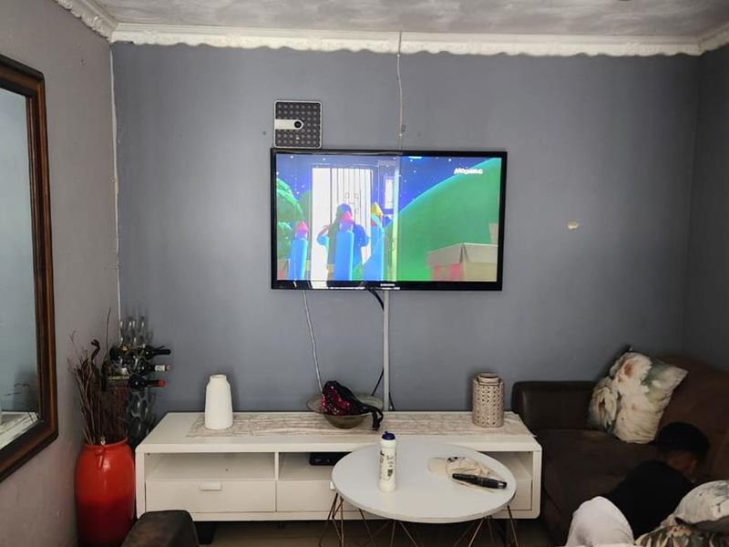 3 Bedroom house for sale in Phoenix, Milnerton - Photo 3