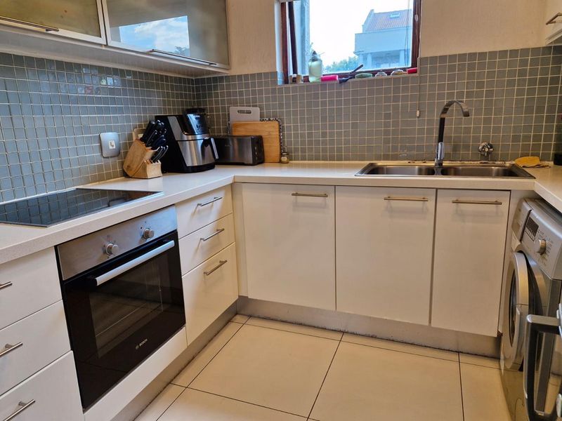 2 Bedroom Spacious Apartment For Sale At The Regency - Photo 2