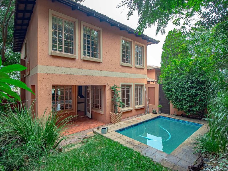 2 bedroom duplex in secure complex in Sterrewag - Photo 2