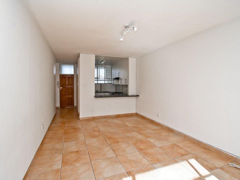 Where Convenience Meets Comfort! - Photo 8