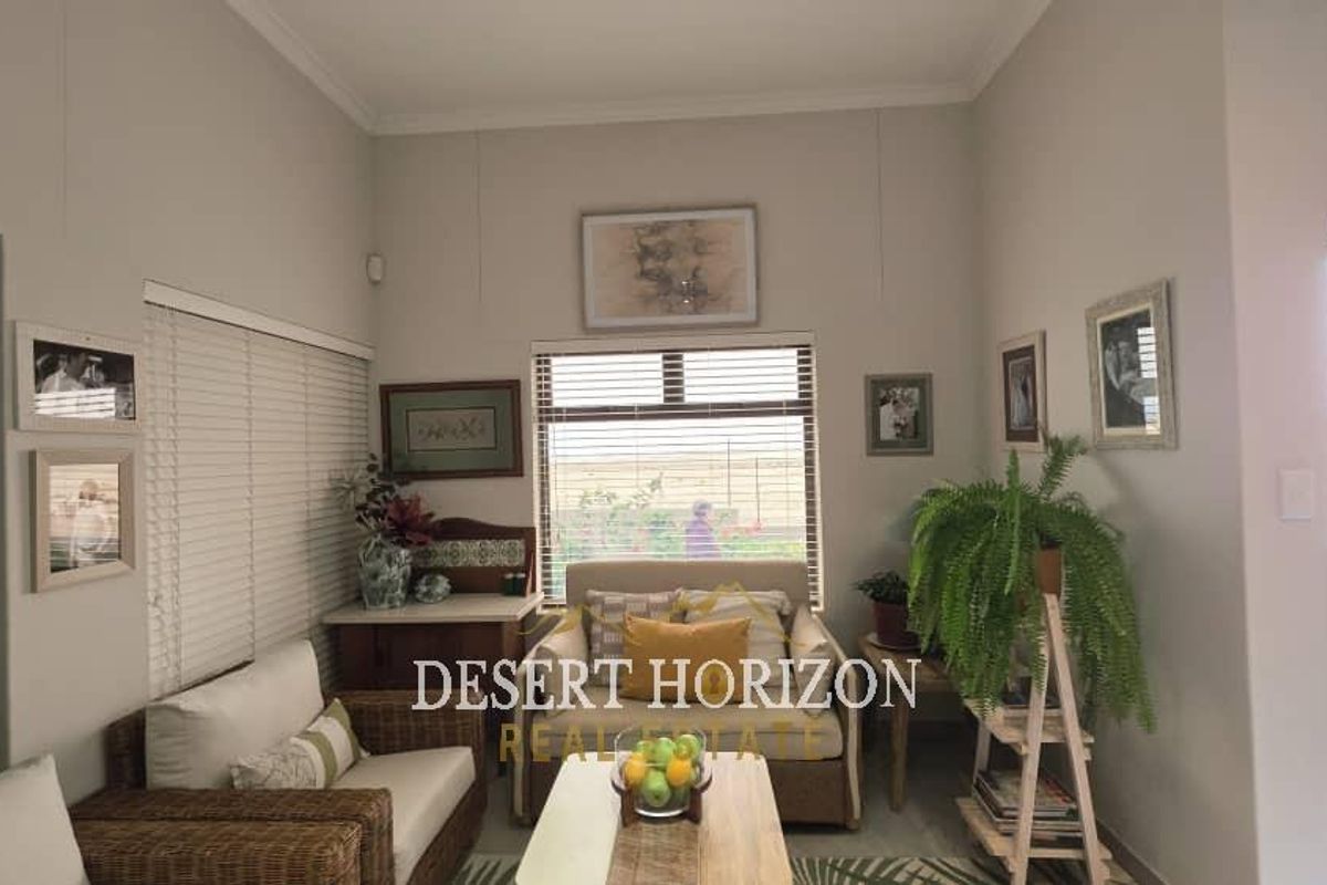 Swakopmund , Ocean View | Potential Property for Sale – Ideal Family Home with Separate Flat - Photo 5