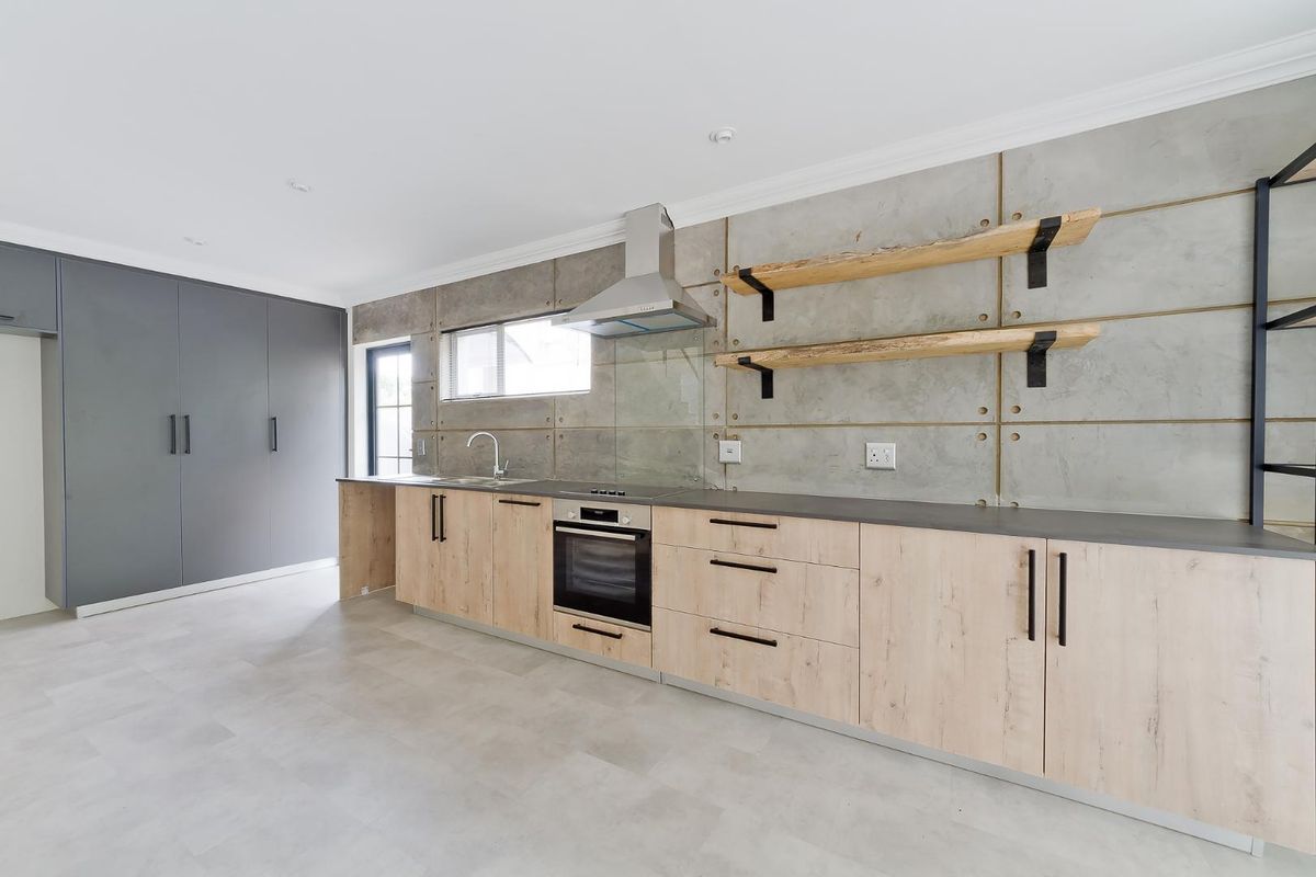 FOR THE SMALLER FAMILY - Photo 5