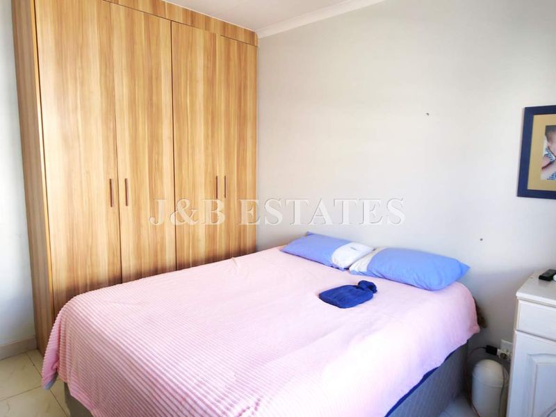 2 Bedroom Apartment - Photo 5