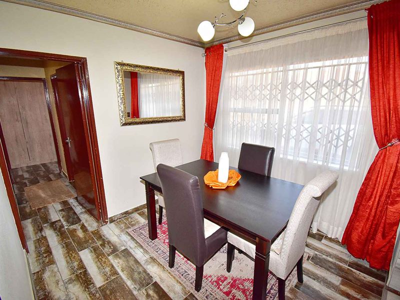 Perfect Starter Home - Photo 7