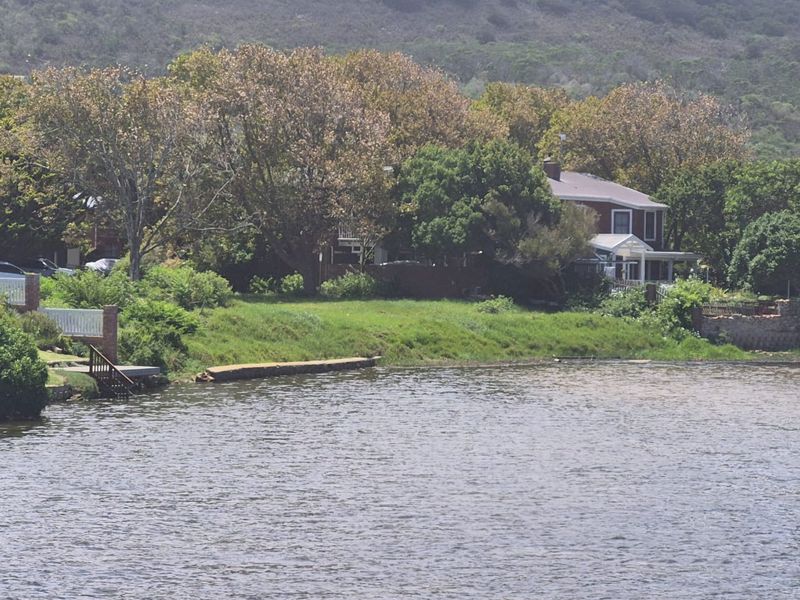 Experience Lagoon Living at The Island Cove on the Garden Route - Photo 7