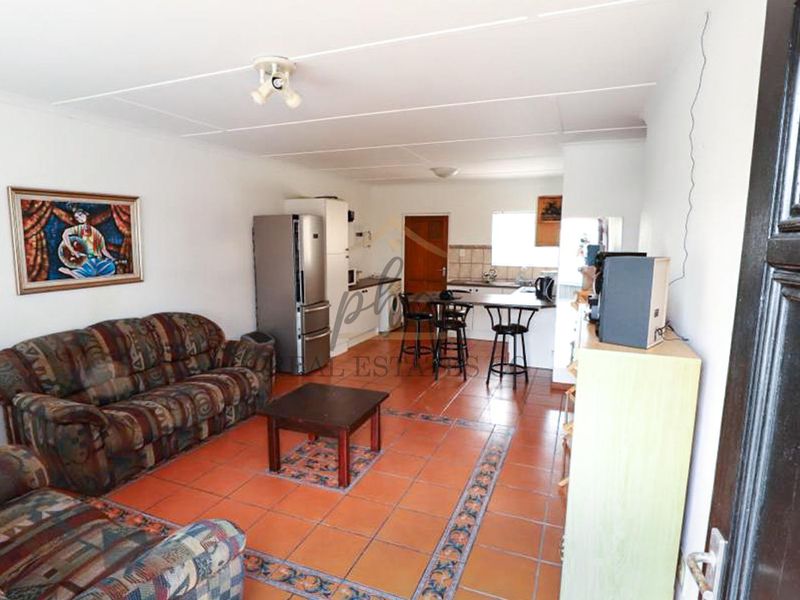 3 Bedroom Apartment For Sale - Long Beach (Ext 1) - Photo 3