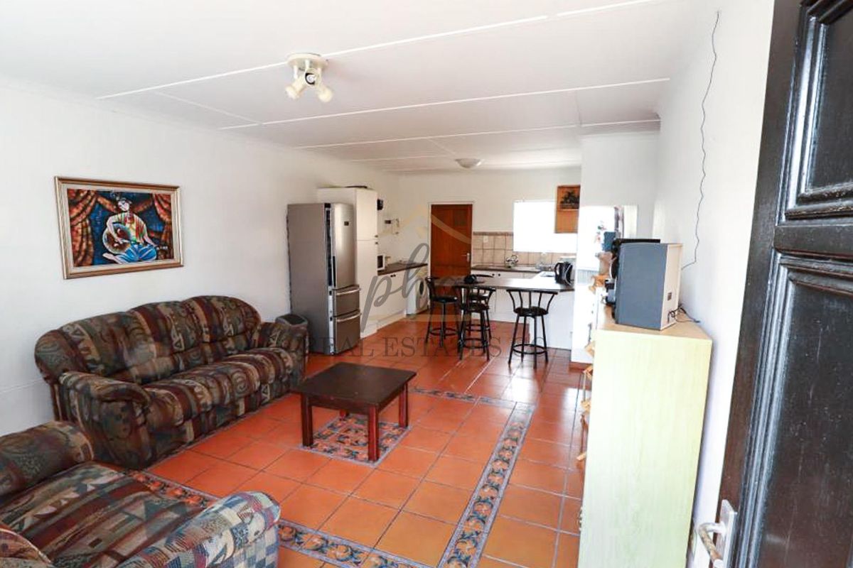 3 Bedroom Apartment For Sale - Long Beach (Ext 1) - Photo 3