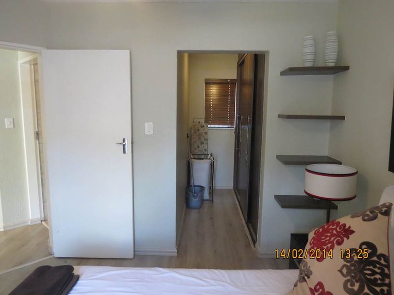 FURNISHED 1 BEDROOM GROUND FLOOR - Photo 5