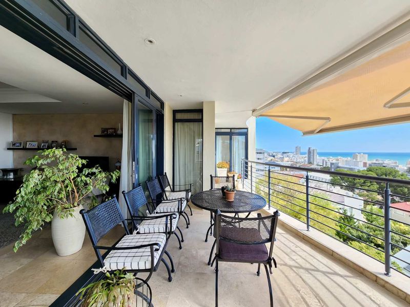 BOUTIQUE ELEGANCE WITH PANARAMIC VIEWS - OFFERS FROM R13 500 000 - Photo 3