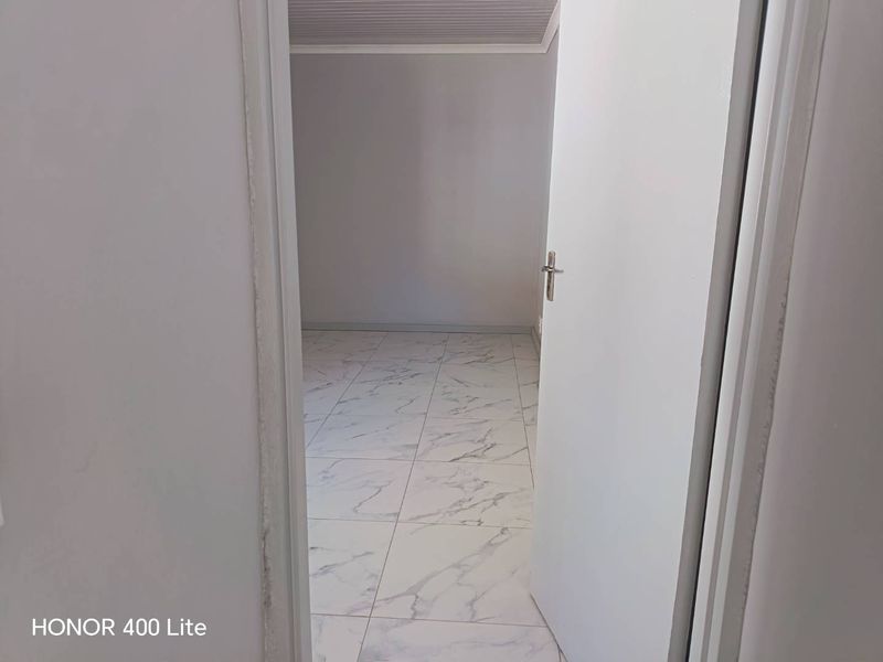 Newly built one-bedroom cottage to rent - Photo 4