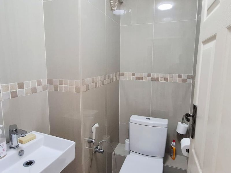 "Modern Comfort & Breathtaking Views in North Beach!" - Photo 8