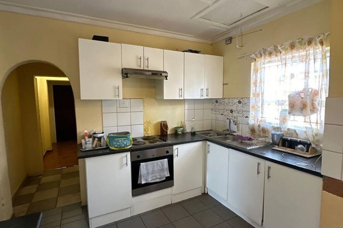 3 Bedroom House for Sale - Photo 2