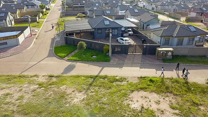 Property #2473995, House For Sale in Witpoortjie