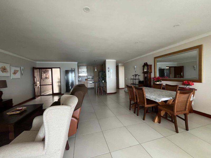 Luxurious 3-Bedroom Penthouse Suite in Sabuti, Simbithi Eco Estate - Photo 6