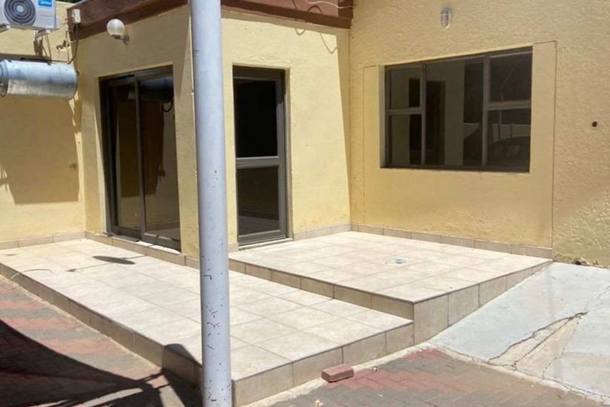 🏡 SPACIOUS FAMILY HOME TO RENT - Photo 3