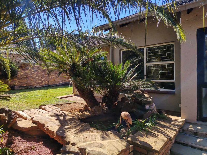 2 Bedroom Townhouse for sale in Kempton Park - Photo 3