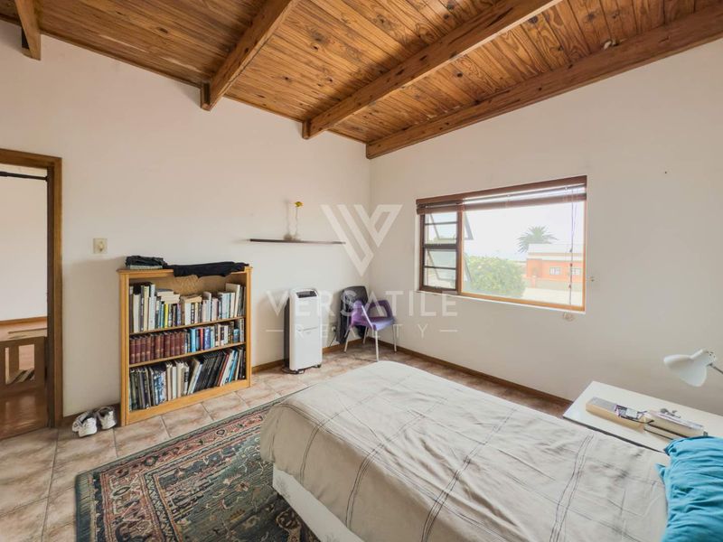 Timeless Charm Meets Coastal Views - Photo 8