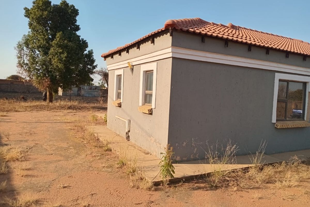 Beautiful house to rent at Maboloka - Photo 2