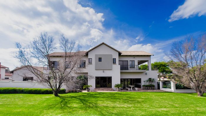 Property #2487808, House For Sale in Midfield Estate