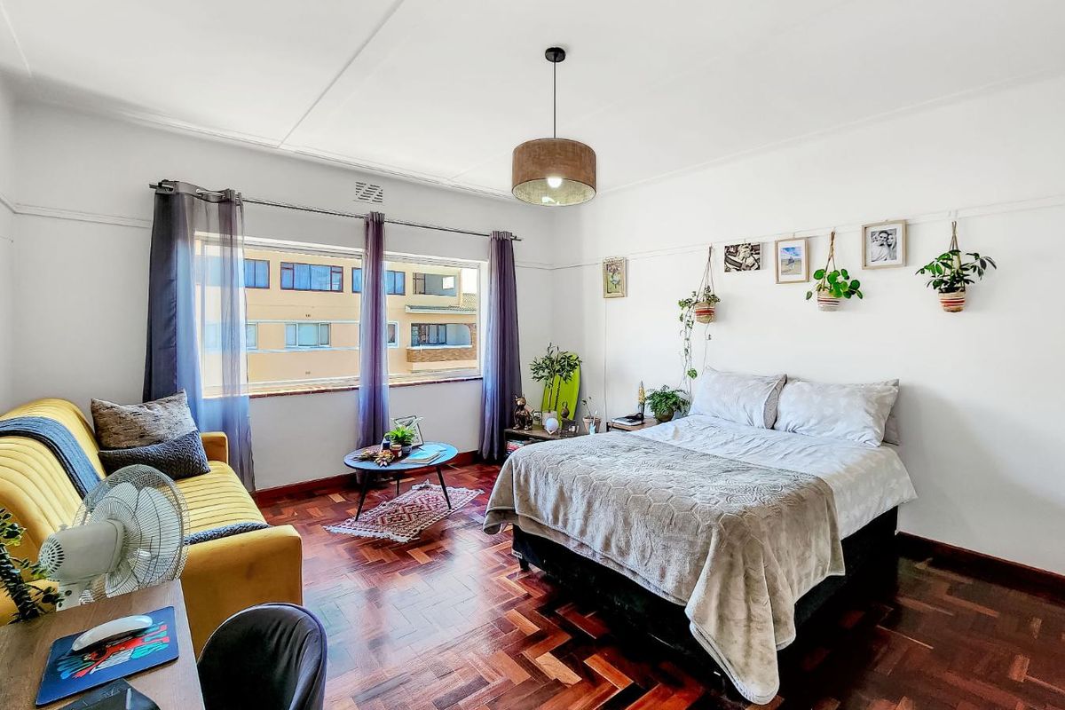 Charming Studio Apartment to Rent in the Heart of Green Point - Photo 3