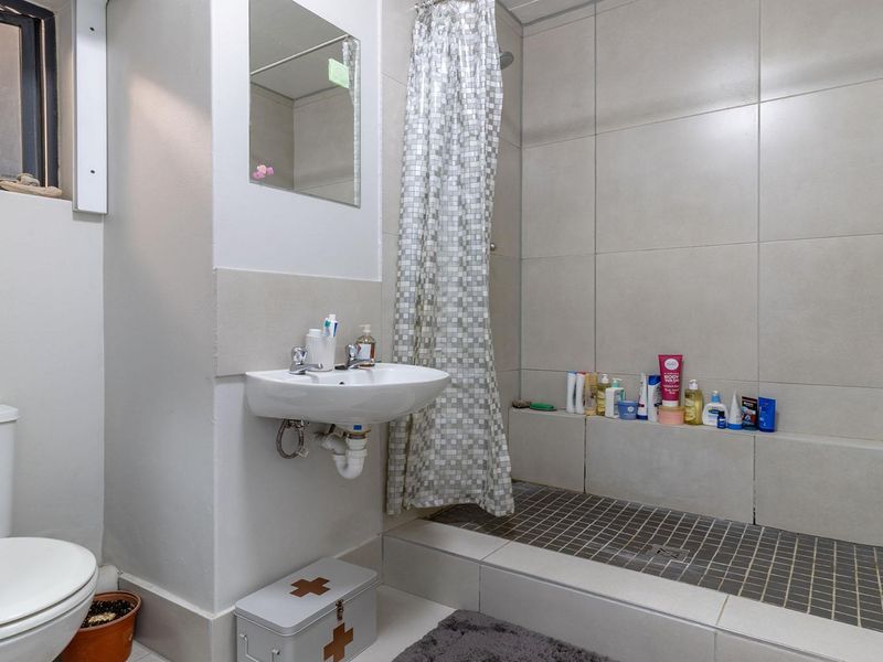 Stylish Studio Retreat Near City – Perfect for Buyers, Investors - Photo 7