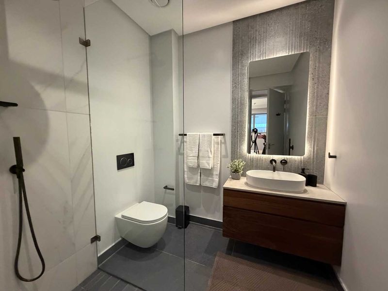 Brand New Luxury One-Bedroom Apartment | V&A Waterfront | Cape Town - Photo 5