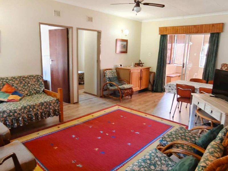 Charming Holiday or Retirement Property on Spacious 769m2 Stand - Photo 3