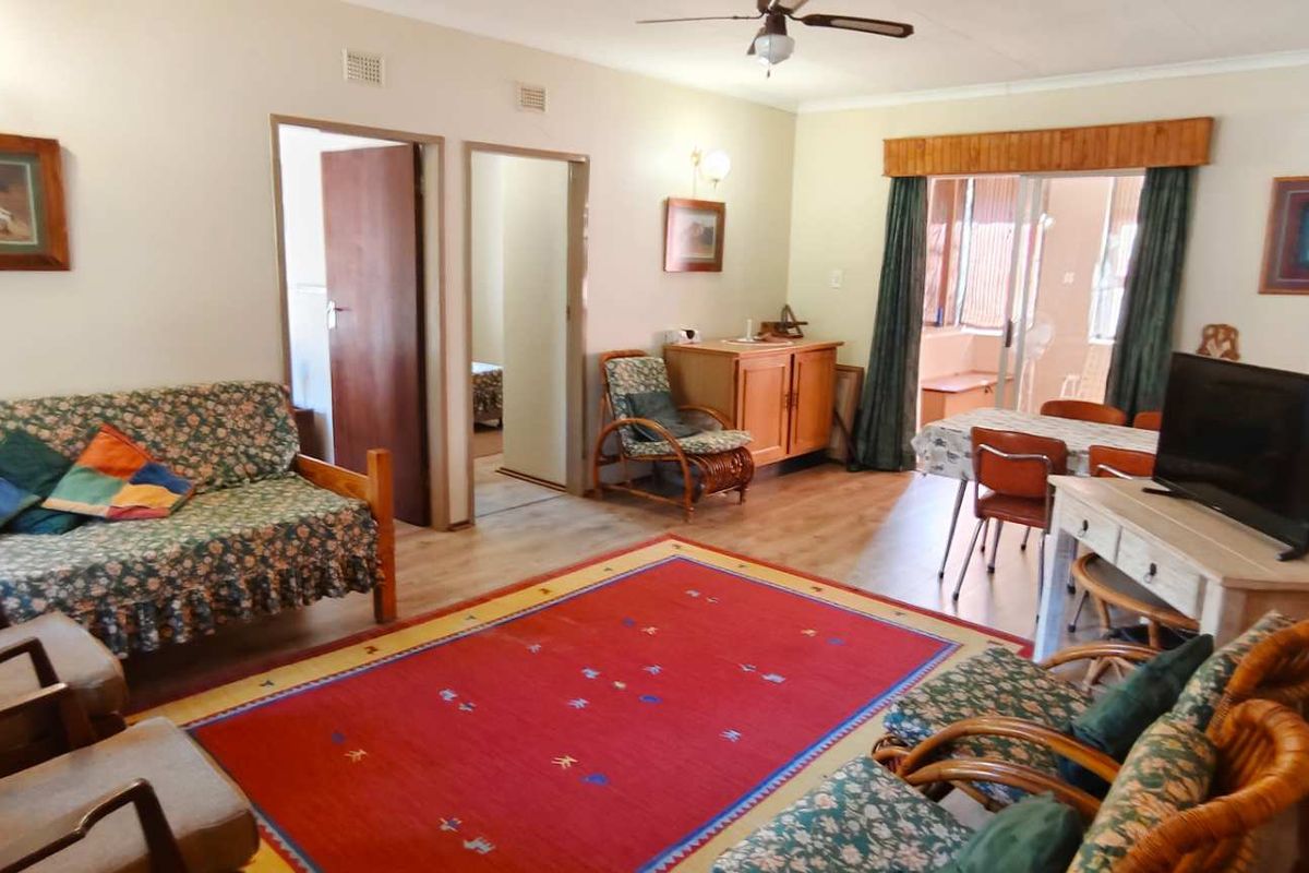 Charming Holiday or Retirement Property on Spacious 769m2 Stand - Photo 3