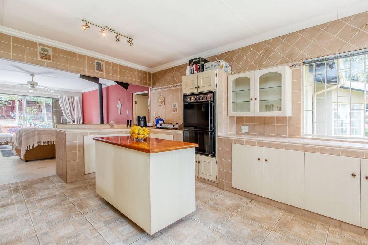 3 Bedroom House in Randpark Ridge - Photo 4