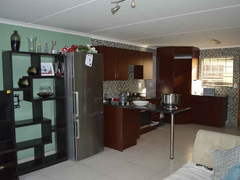 Villa Avante – Designed for Living, Built for Loving - Photo 5