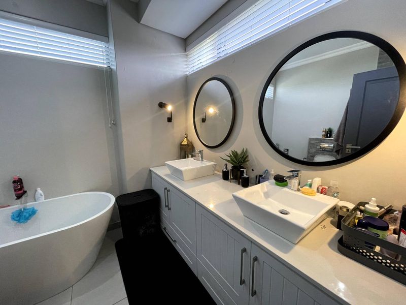 Midstream Meadows - Jewel of a home - Photo 5