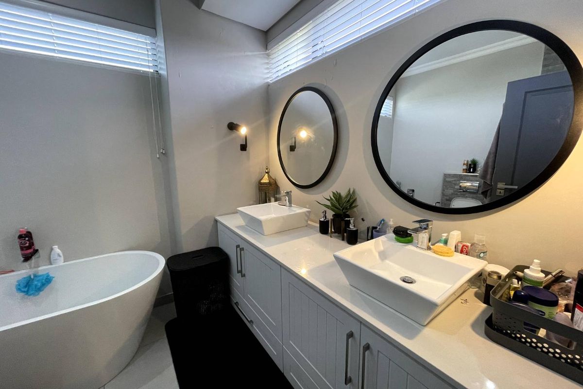 Midstream Meadows - Jewel of a home - Photo 5