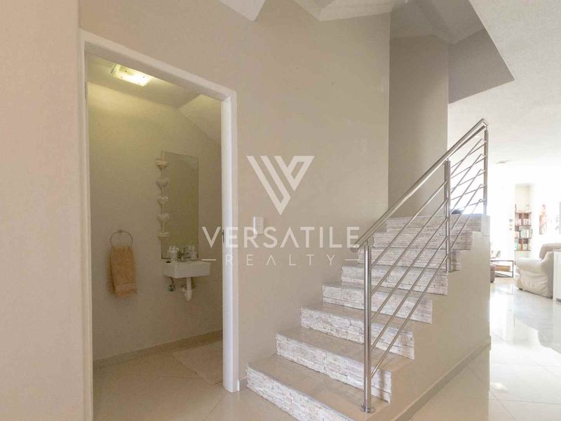 Townhouse to let - Photo 9