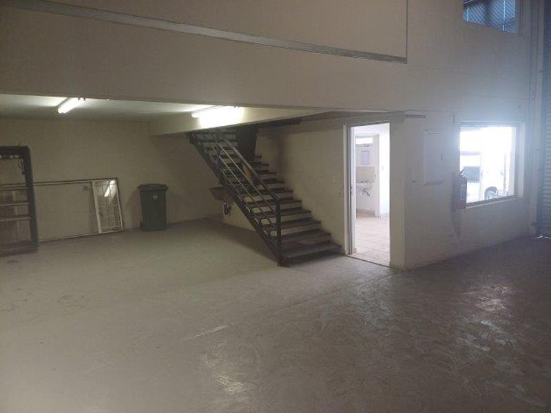 WAREHOUSE WITH OFFICE - FOR SALE - Photo 5