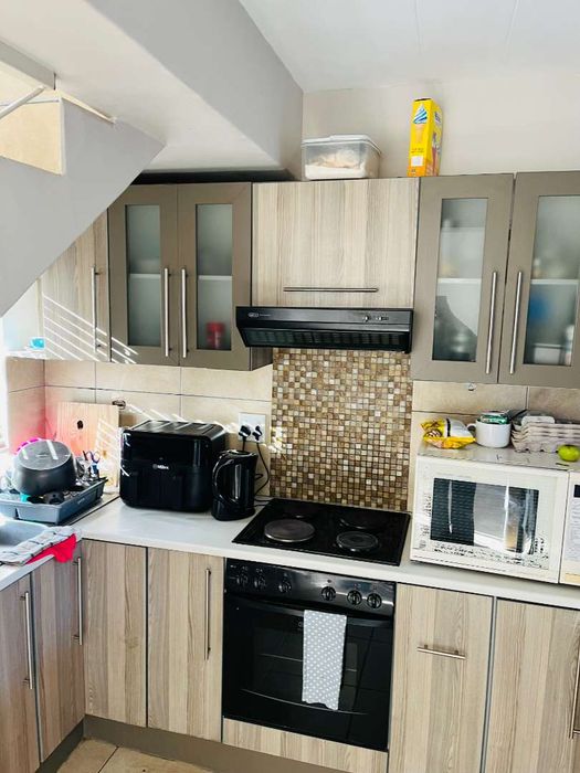 Property #2550900, Apartment For Sale in Pioniers Park Ext 1
