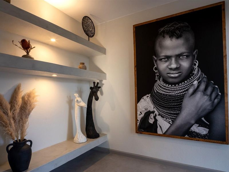 Contemporary Bushveld Home with Mountain Views - Photo 6