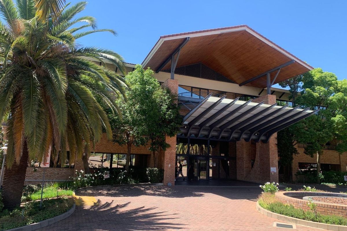 1 360m2 Woodmead Office To Let - Photo 2