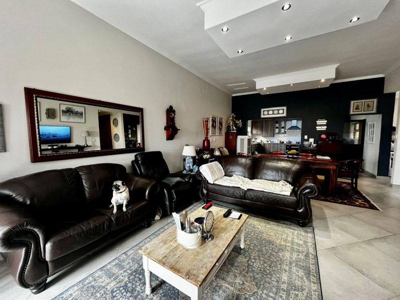Great Relaxing family Home - Photo 7