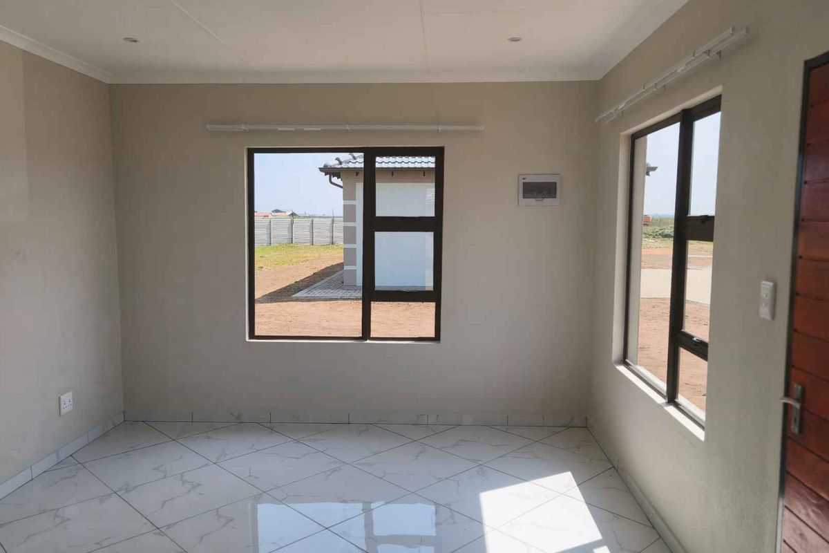 OWN YOUR BRAND NEW FULL TITLE HOME FROM AS LITTLE AS R7 500PM - Photo 3