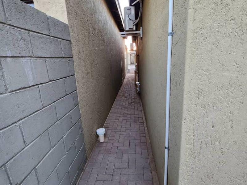 WESTDENE GARDENS COMPLEX UNIT FOR SALE IN KEETMANSHOOP - Photo 7