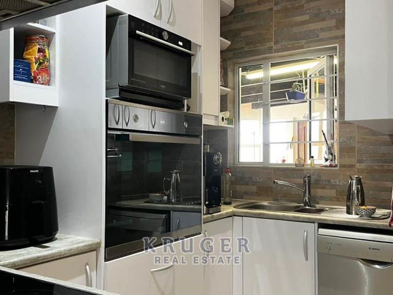 If your morning coffee deserves the sound of the sea... read this. - Photo 8