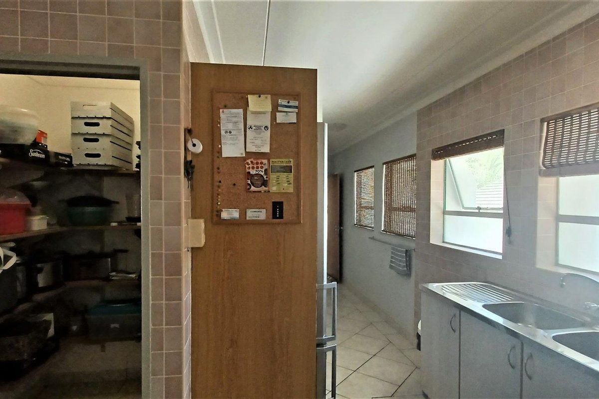 Eros - BUY ONE HOUSE GET ONE FREE ... N$5 250 000 Million - Photo 5