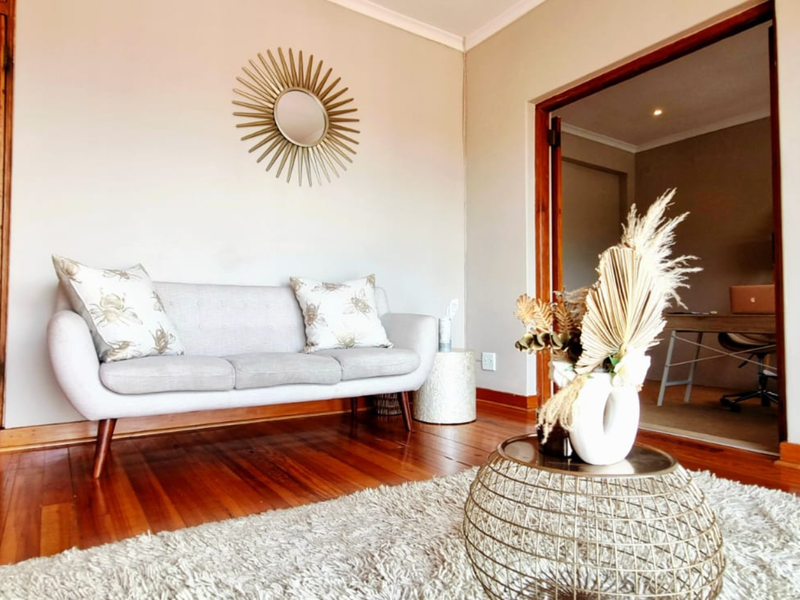 Medical Consulting Suite to Let in Durban North | Sea Views - Photo 2