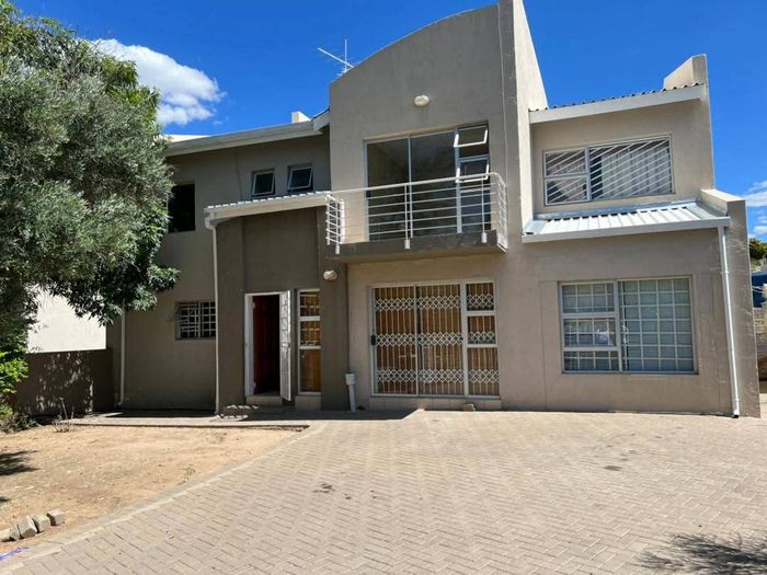 Property #2540045, Townhouse Rental Monthly in Avis