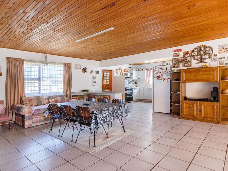 Seaside Bliss: Your Dream Holiday Home Awaits! - Photo 7