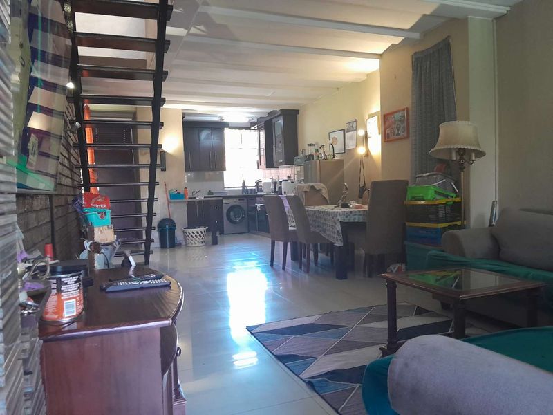 2 Bedroom Townhouse for Sale in The Hill - Photo 5