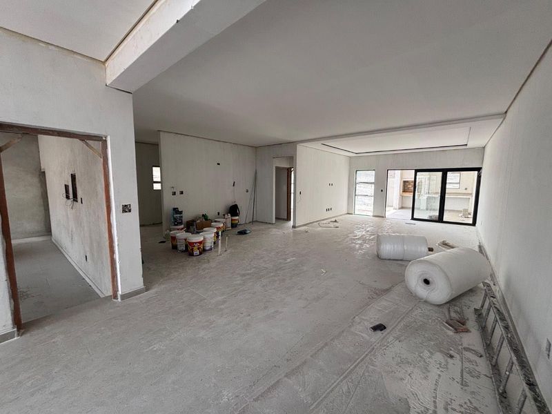 Beautiful new development - Photo 3